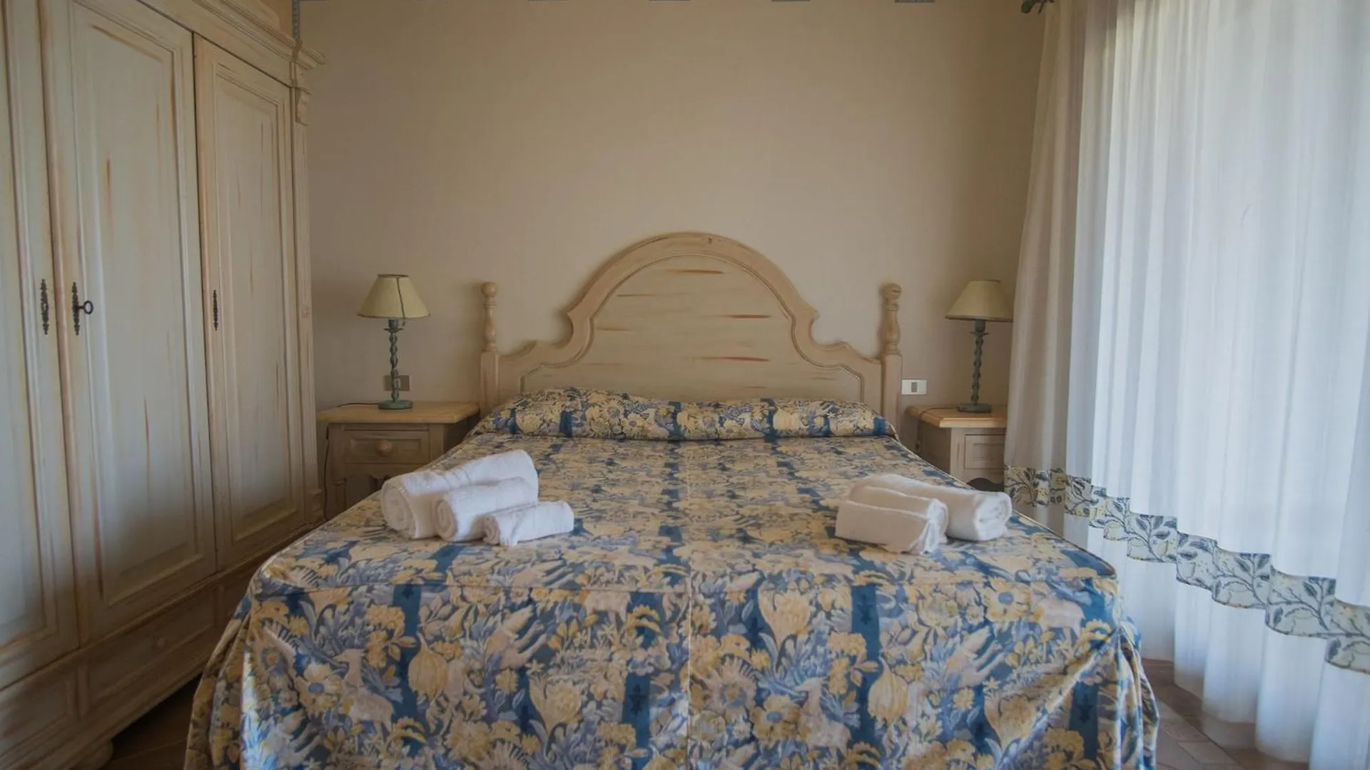 Beautiful Il Giardino Degli Oleandri One Bedroom Premium Apartment Sleeps 4